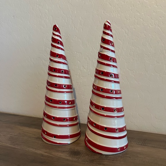 NEW Sleigh Hill Twisted Peppermint Red & White LED Light Up Christmas Tree Decor - Picture 8 of 14